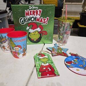 The Grinch Lot: Board Game, 1 16 Oz Tumbler, 2 Cups, 3 Ornaments